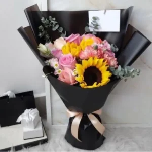 Elegant Sunflower & Rose Bouquet