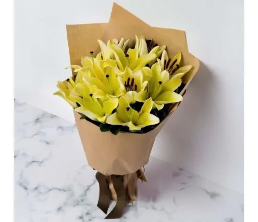 Elegant Yellow Lily Bouquet
