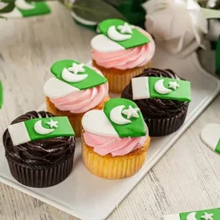Patriotic Cupcakes Celebrate with Sweetness