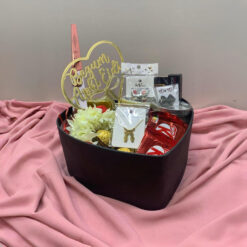 Alt Text Pyari Begum Apki Eidi Box filled with premium sweets, gourmet treats, and elegant packaging, ideal as a heartfelt Eid gift.