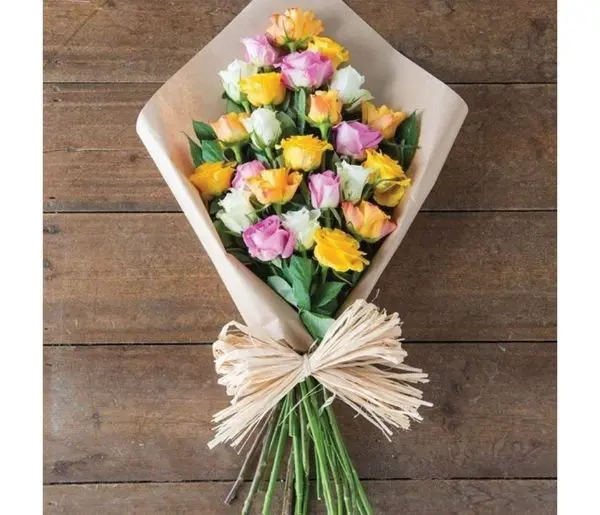 Vibrant Mixed Rose Bouquet